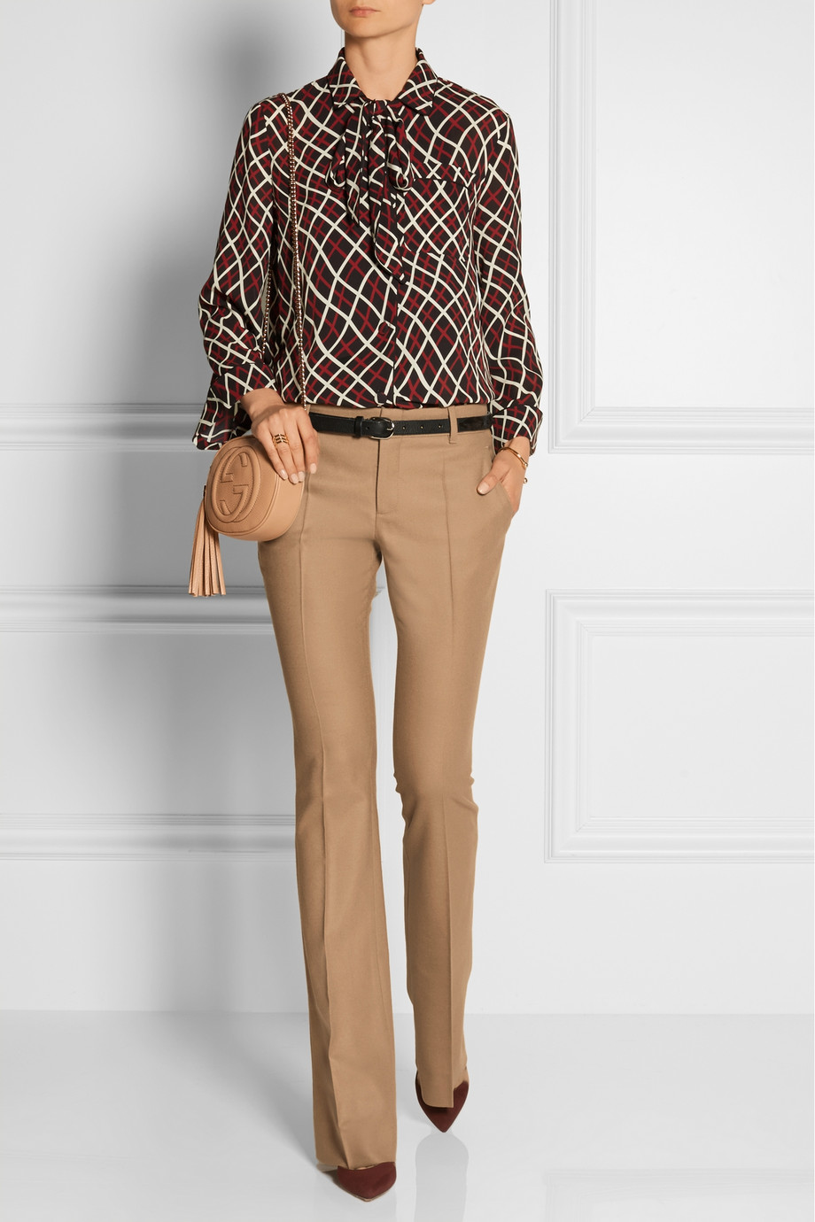 Cómo combinar un pantalón beige | La Vida de Serendipity